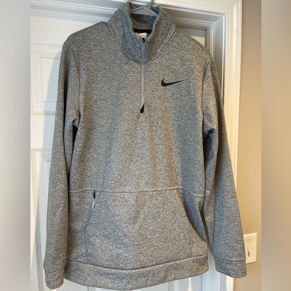 Nike Therma Men's Long Sleeve 1/4 zip Training Top